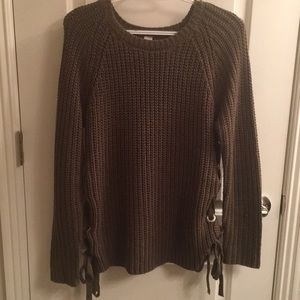 Olive green knit top